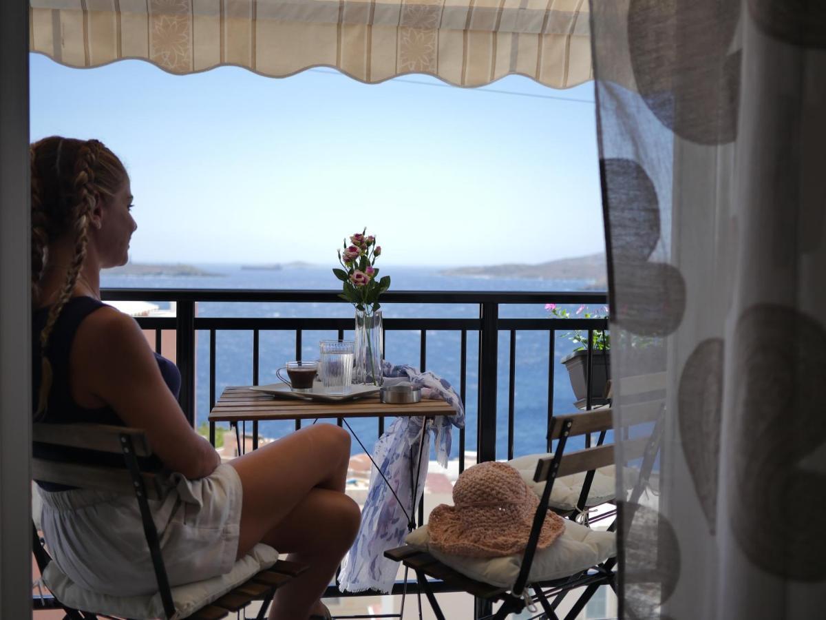 Sea Breeze-vaporia-syros Apartment *